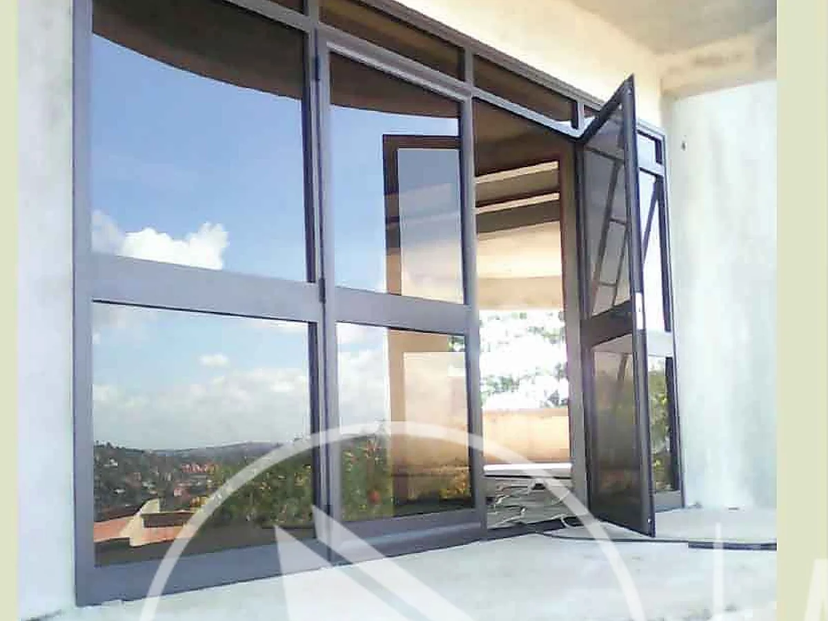 ADCUS aluminium door